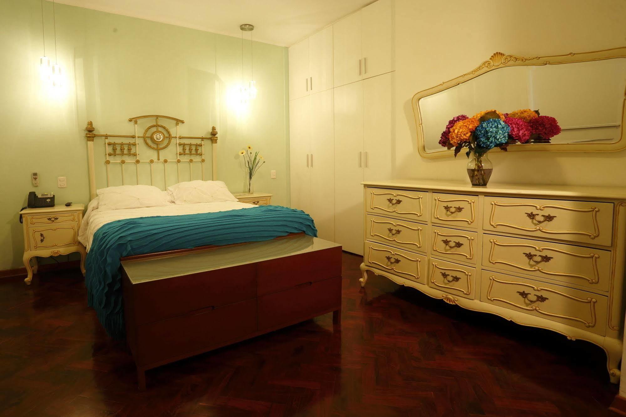 Bed & Breakfast - La Casa De Ceci Ліма Екстер'єр фото